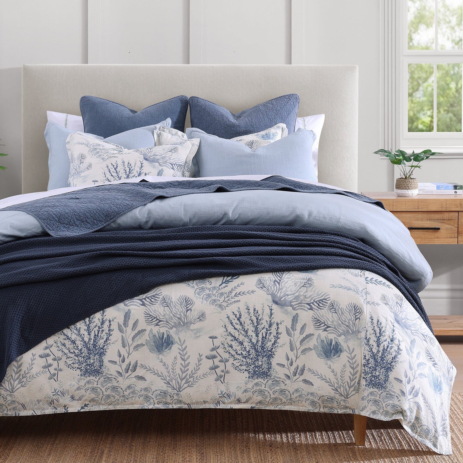 Coral Navy Duvet, Navy Duvet Cover, Retro Pattern Bedding, Flower Bed Cover, outlet Coral Comforter, King Queen Full Twin, Size, Blue Bedding