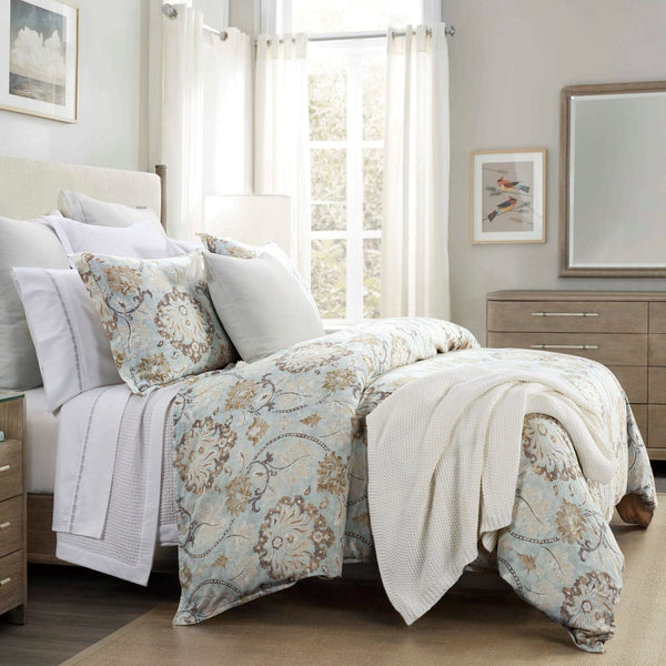 https://www.hiendaccents.com/cdn/shop/products/hiend-accents-comforter-duvet-cover-dalia-linen-bedding-set-hiend-accents-dalia-linen-bedding-set-29423125037159_600x.jpg?v=1662664484